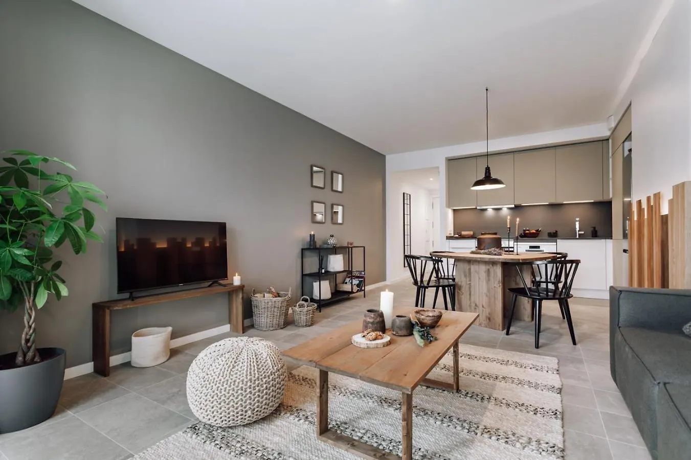 Taull - 3 Bedrooms In Eixample Esquerra Barcelona